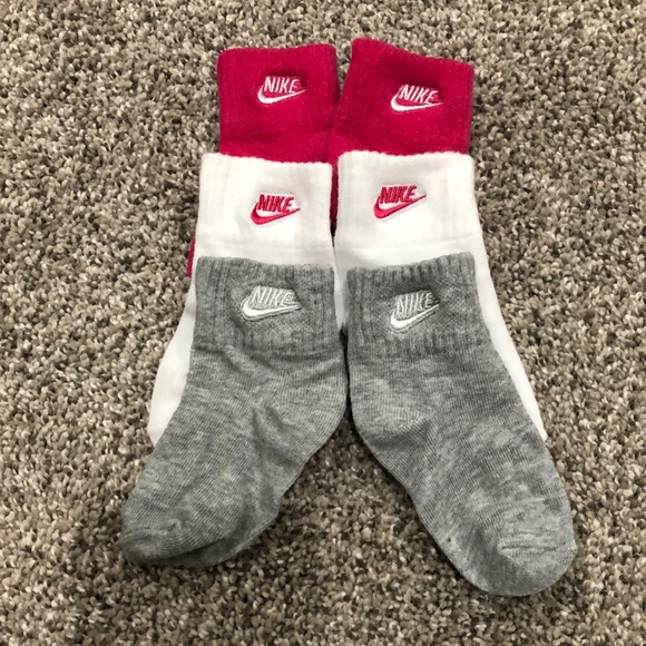 nike baby girl socks